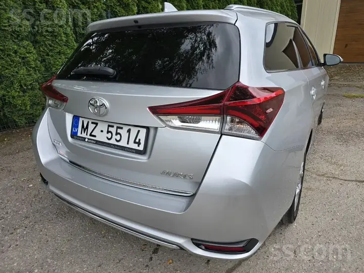 Toyota Auris 2016 photo 4