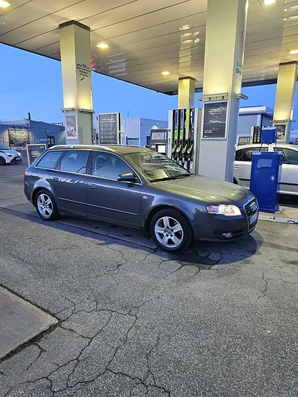 Audi A4 2006 photo 2