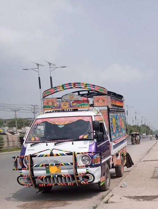 Hyundai Shehzore