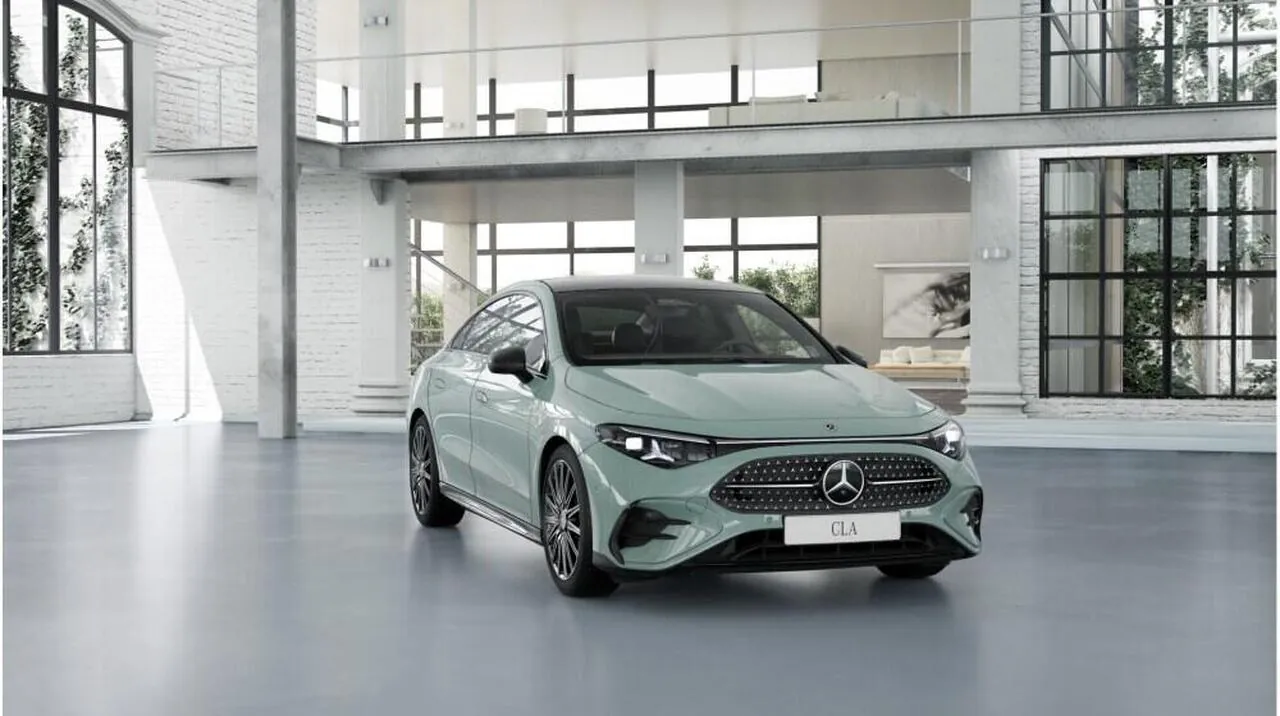 Mercedes-Benz Cla photo 2