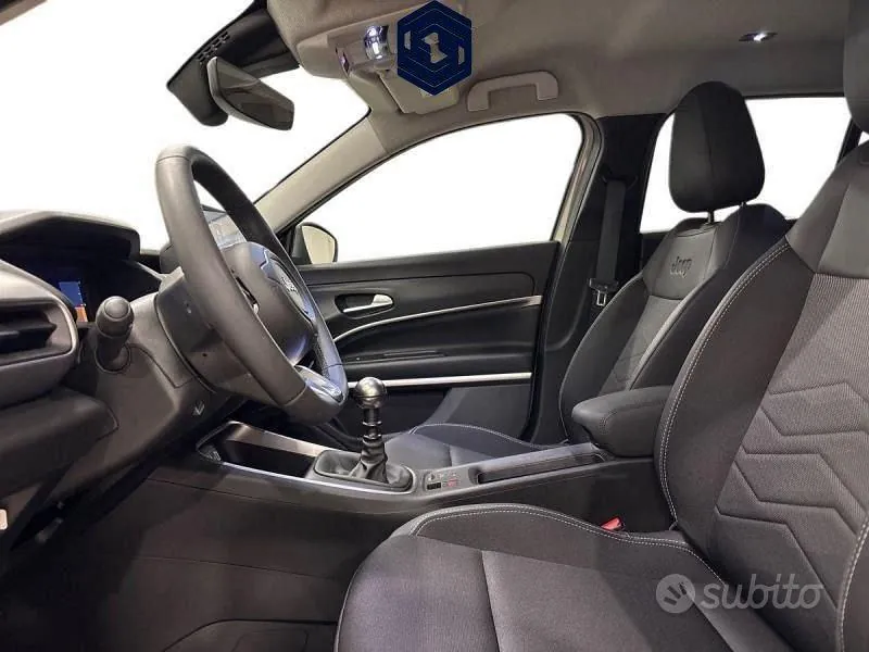 Jeep Avenger 2025 photo 2