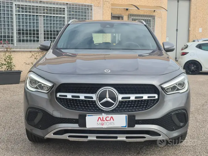 Mercedes-Benz Gla 2022 photo 2