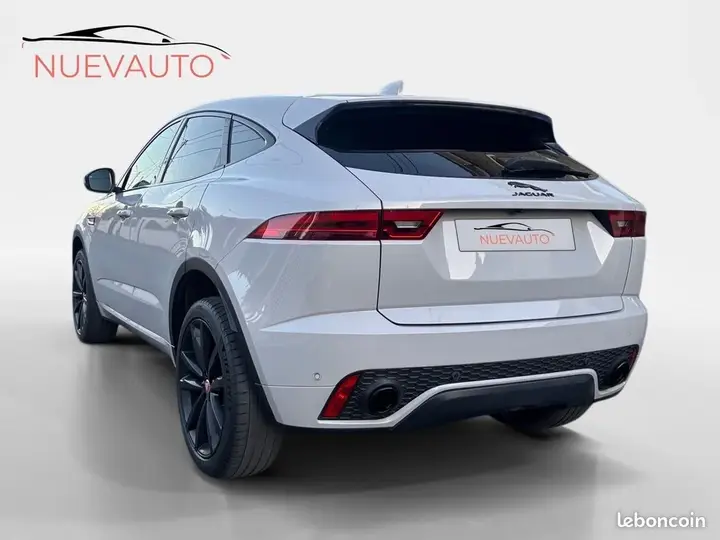 Jaguar E-Pace 2018 photo 4