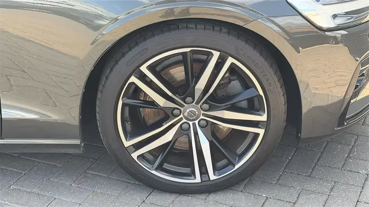 Volvo V60 2022 photo 5
