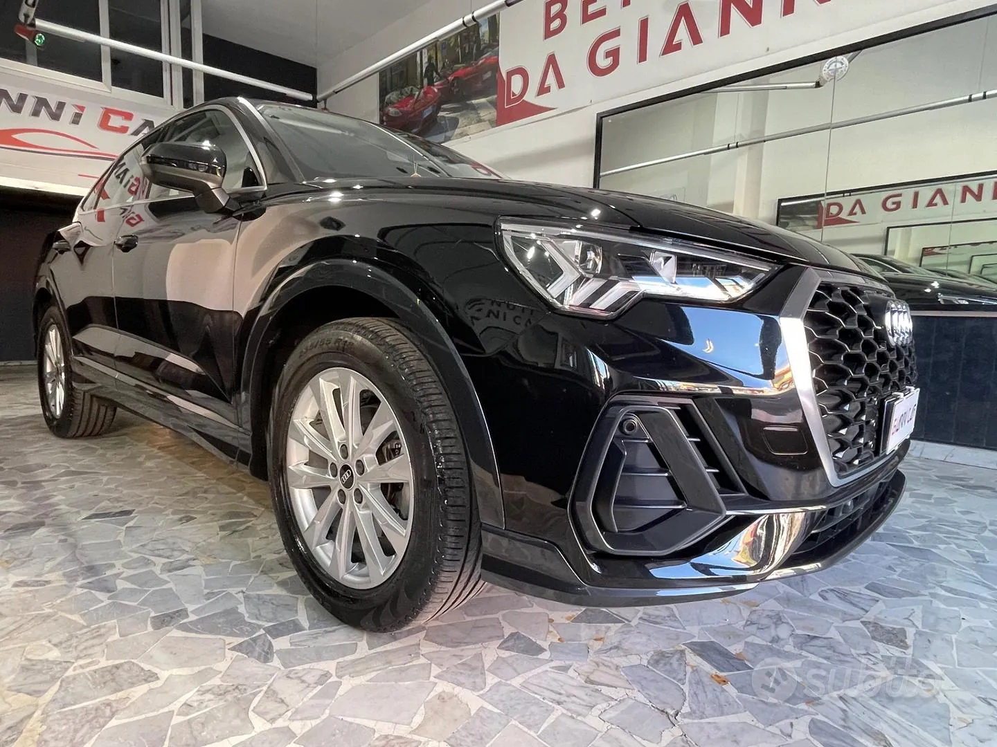 Audi Q3 2023 photo 4