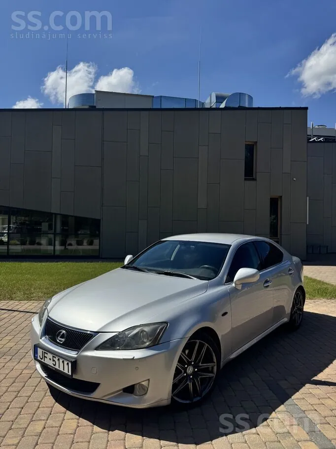 Lexus Is 2006 photo 2