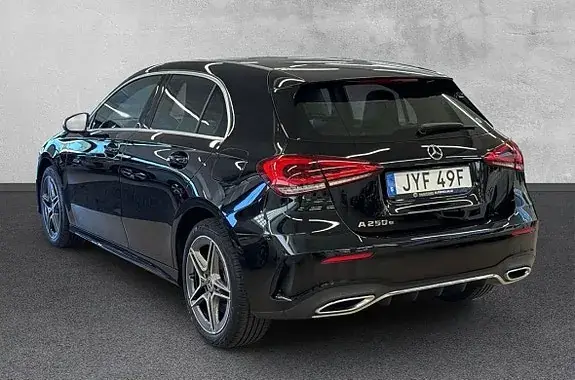 Mercedes-Benz A 250 E 2023 photo 3