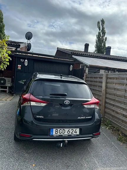 Toyota Auris 2016 photo 4