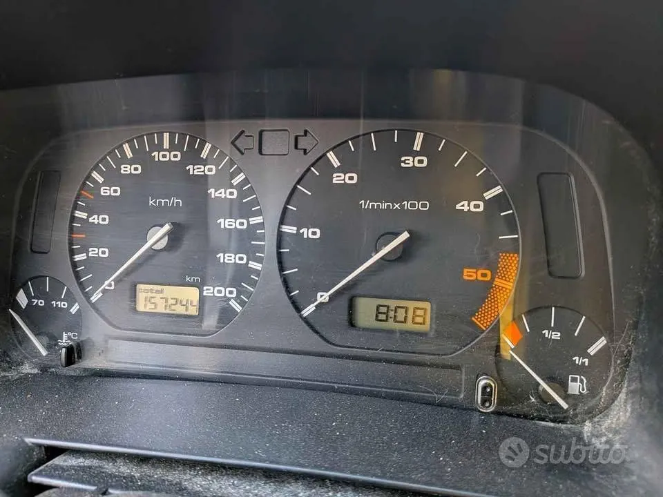 Volkswagen Polo 2001 photo 2