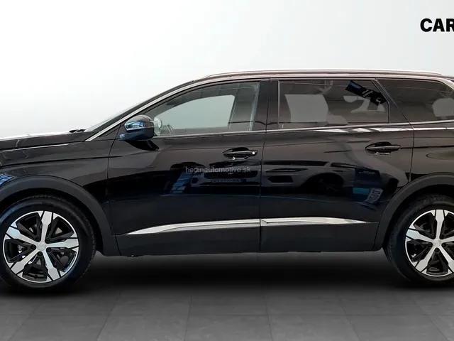 Peugeot 5008 2023 photo 2