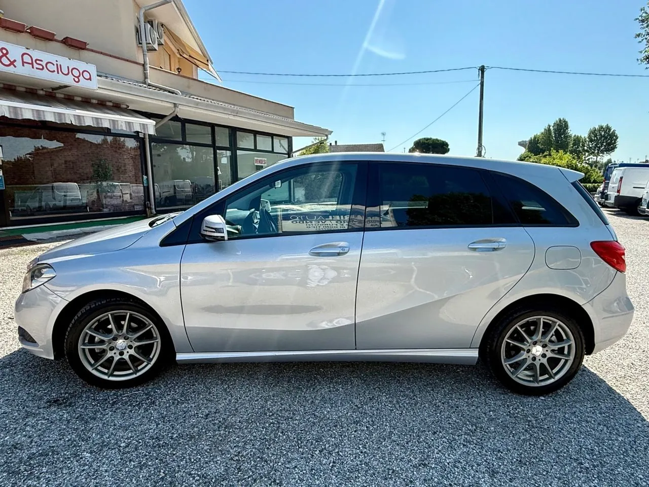 Mercedes-Benz B180 2014 photo 4