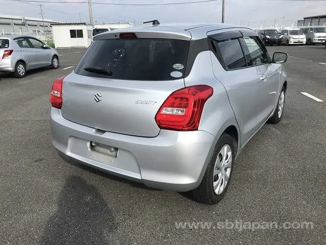 Suzuki Swift Xg 2017 photo 4