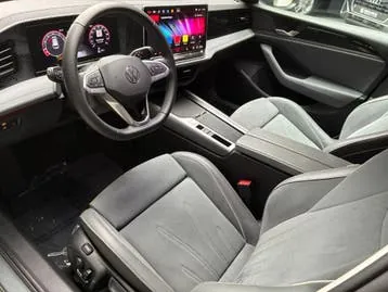 Volkswagen Passat 2024 photo 2