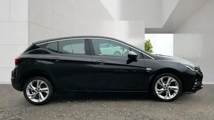 Vauxhall Astra 2017 photo 5
