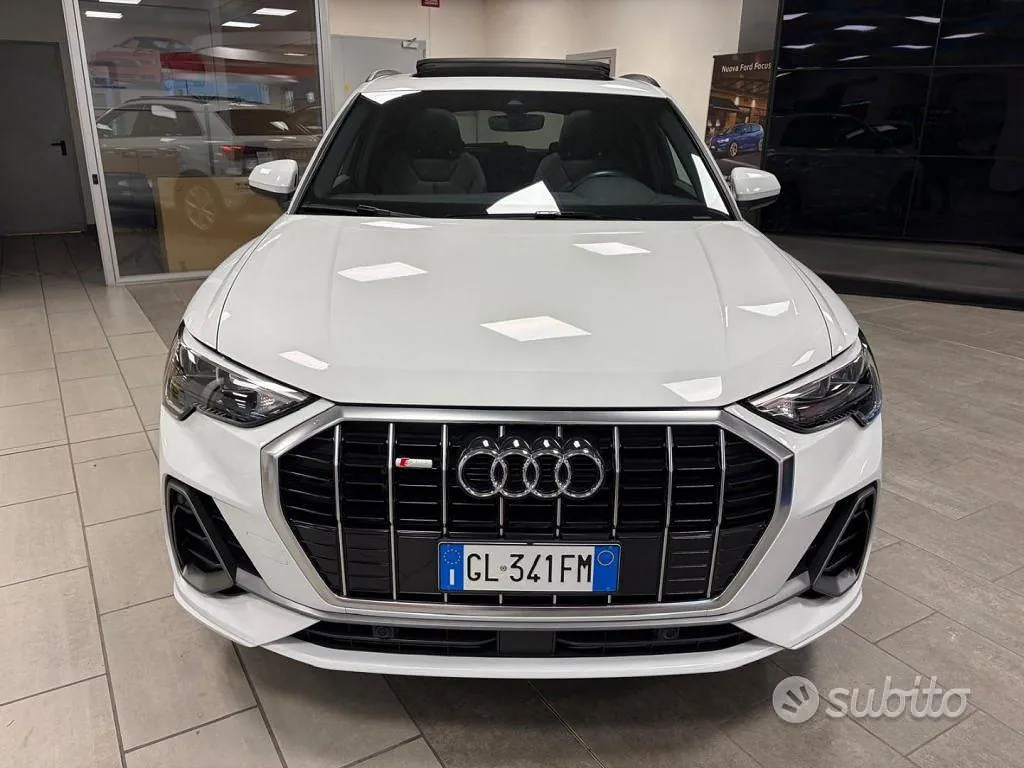 Audi Q3 2020 photo 2
