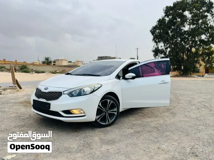Kia K3 2014 photo 3
