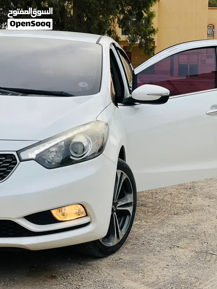 Kia K3 2014 photo 4