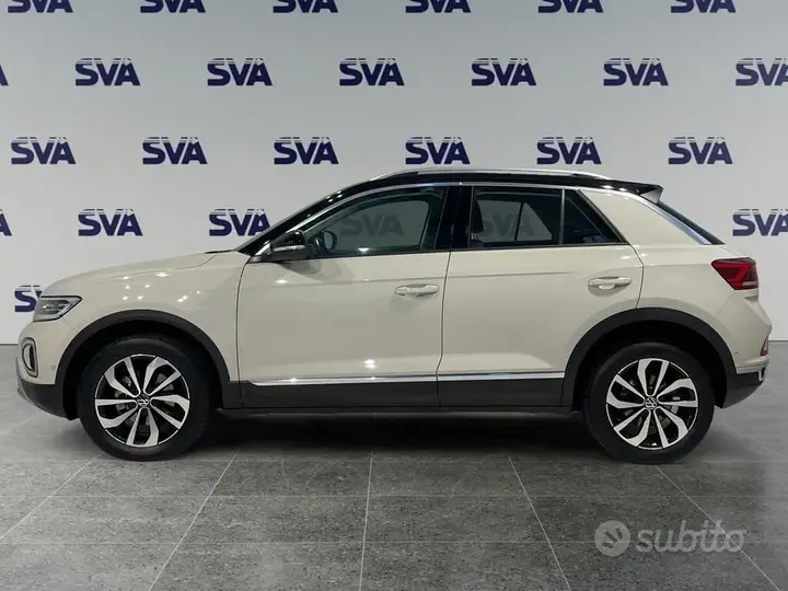 Volkswagen T-Roc 2023 photo 3