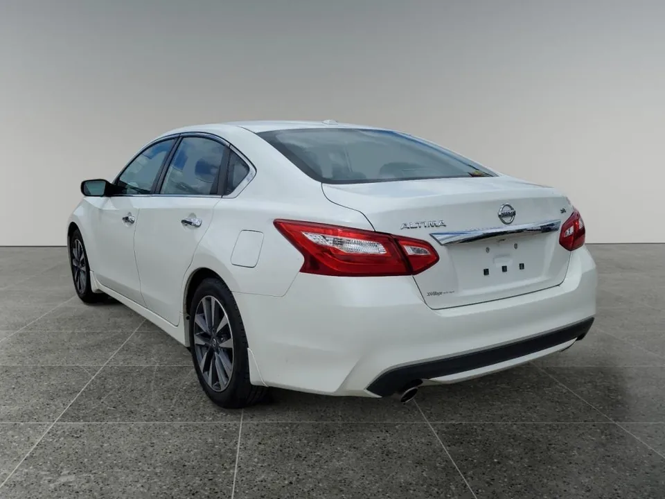 Nissan Altima 2017 photo 3