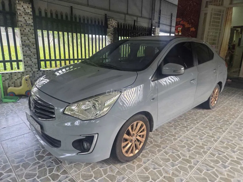 Mitsubishi Attrage 2015 photo 3
