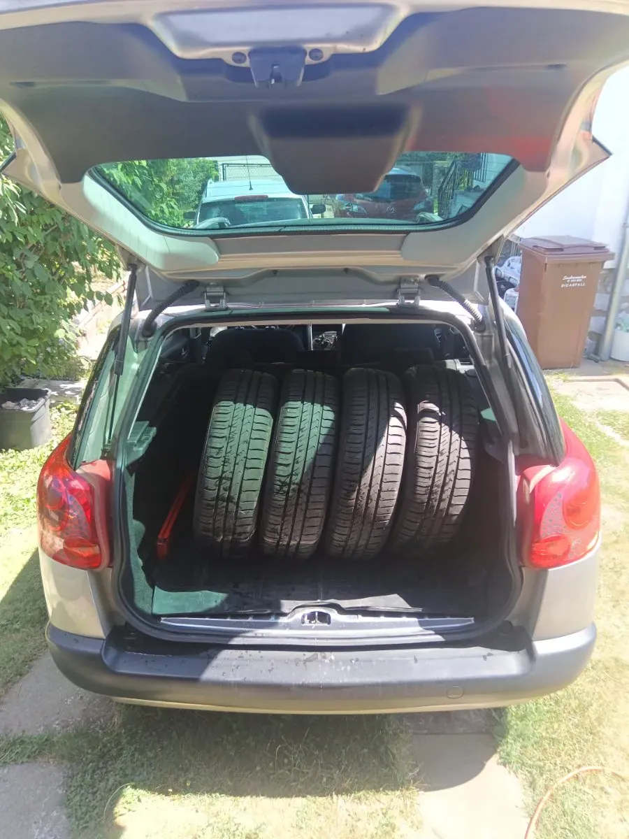 Peugeot 207 Sw 2008 photo 3