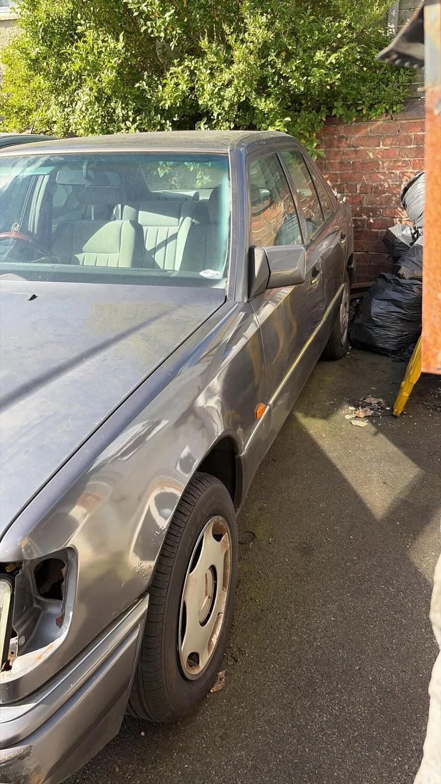 Mercedes-Benz E-Class 1995 photo 4