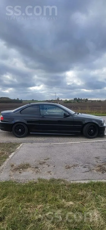 BMW 330 2003 photo 4