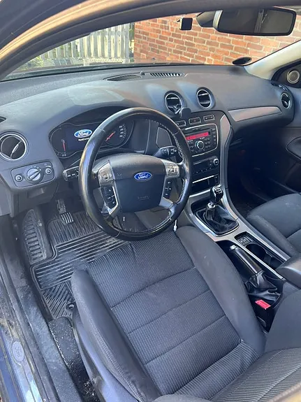 Ford Mondeo 2011 photo 4