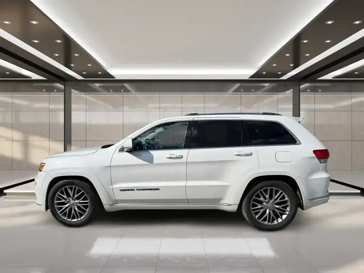 Jeep Grand Cherokee 2018 photo 5