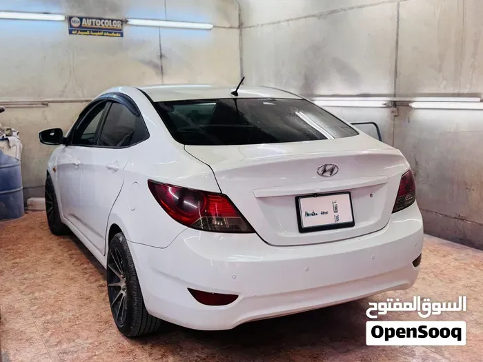 Hyundai Accent 2014 photo 2