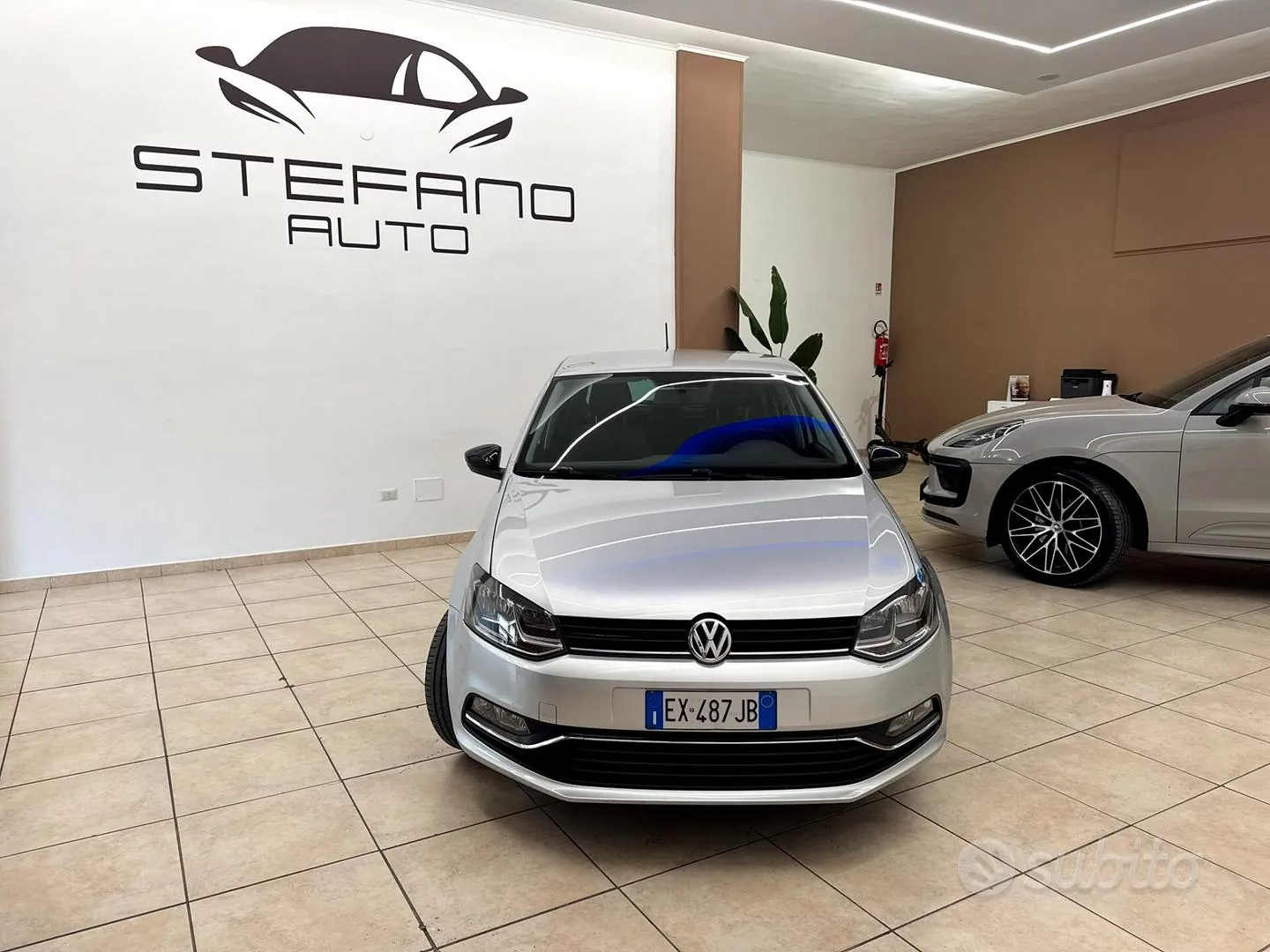 Volkswagen Polo 2015 photo 2