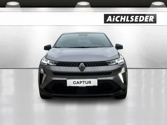 Renault Captur photo 2