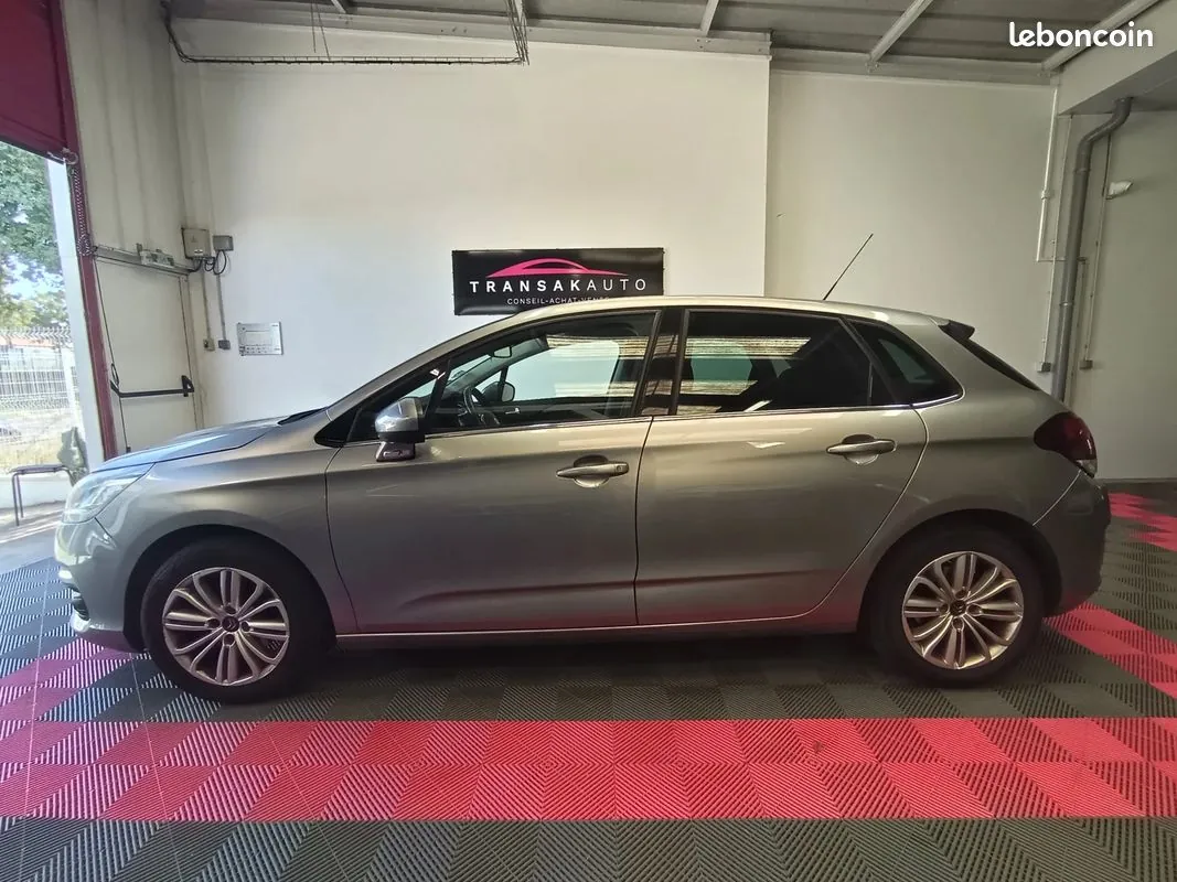Citroen C4 2016 photo 2