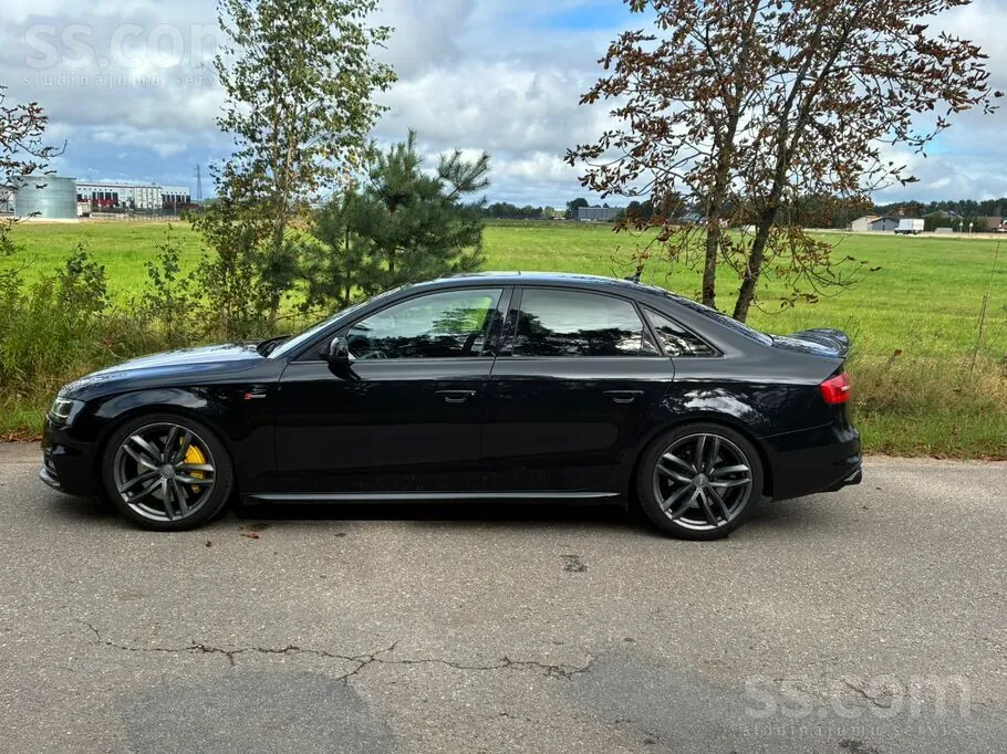 Audi S4 2014 photo 2