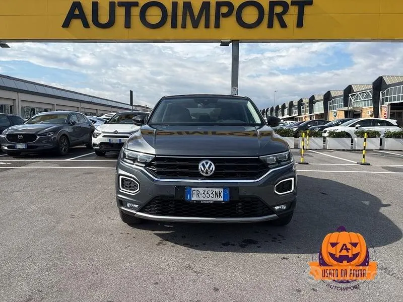 Volkswagen T-Roc 2018 photo 2