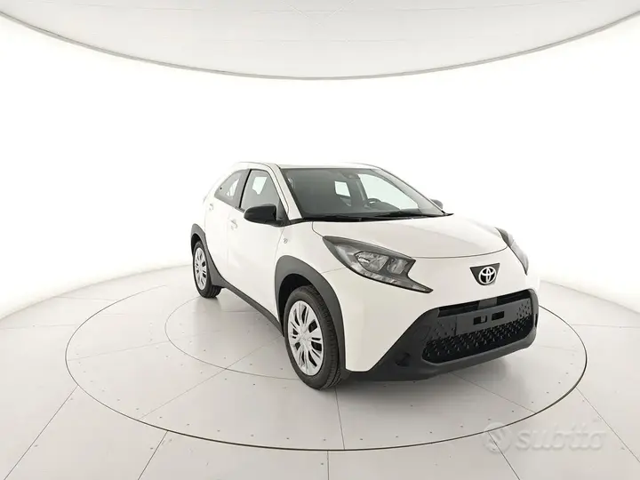 Toyota Aygo 2025 photo 2