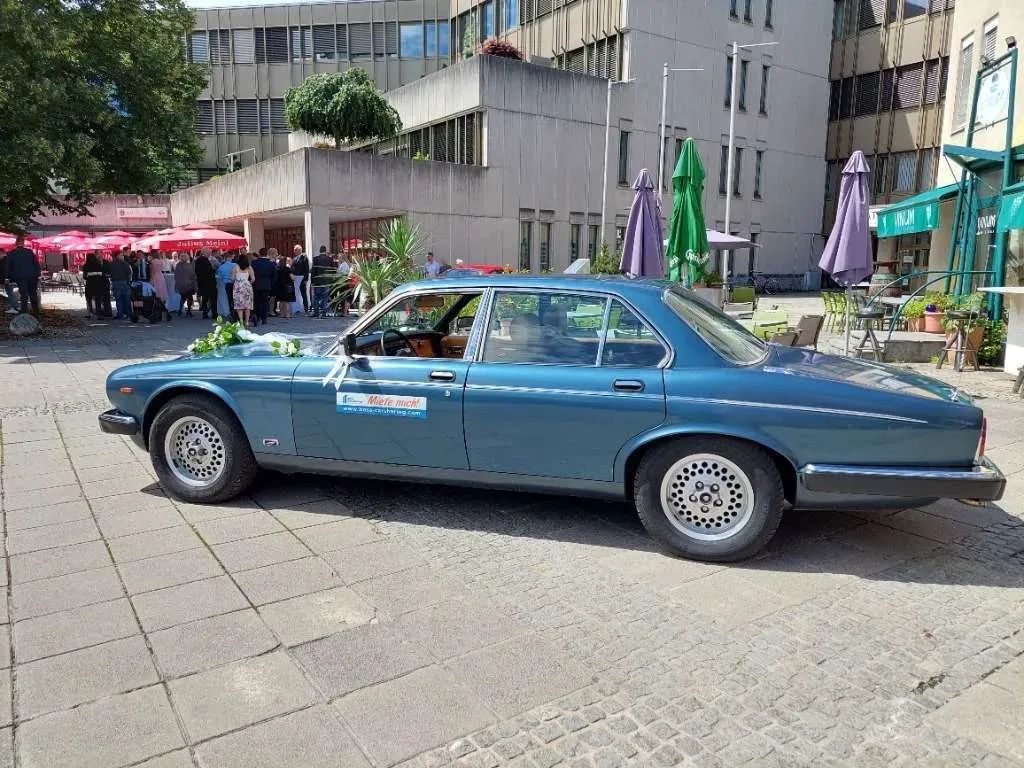 Jaguar Xj 1982 photo 2