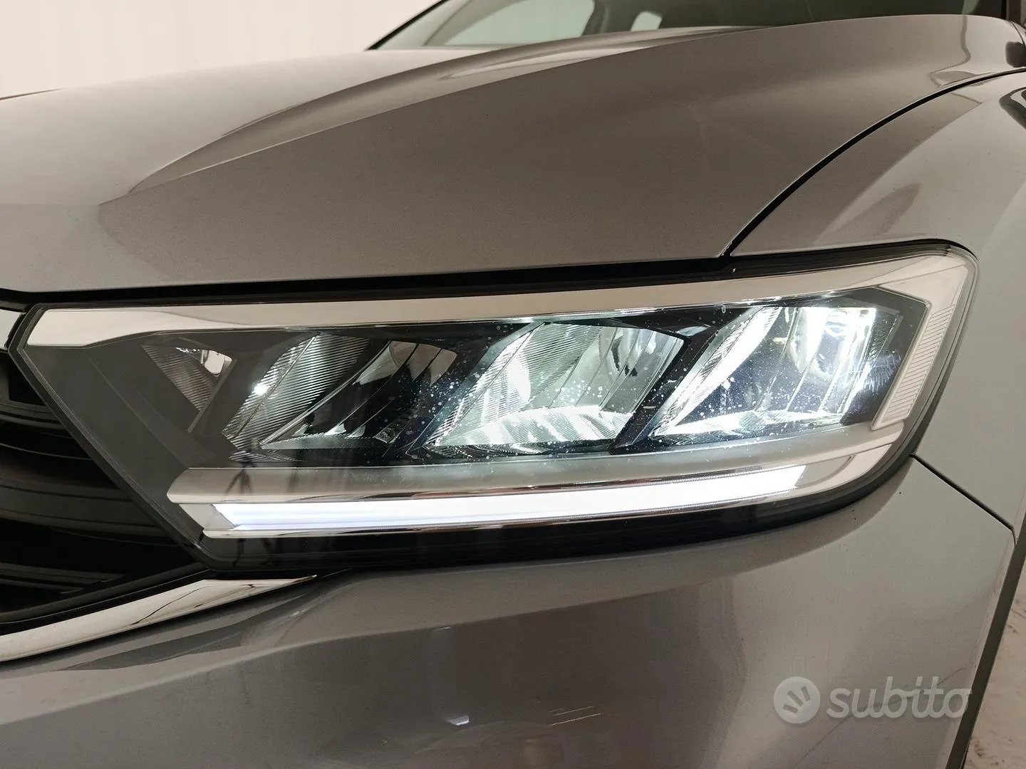 Volkswagen T-Roc 2023 photo 5
