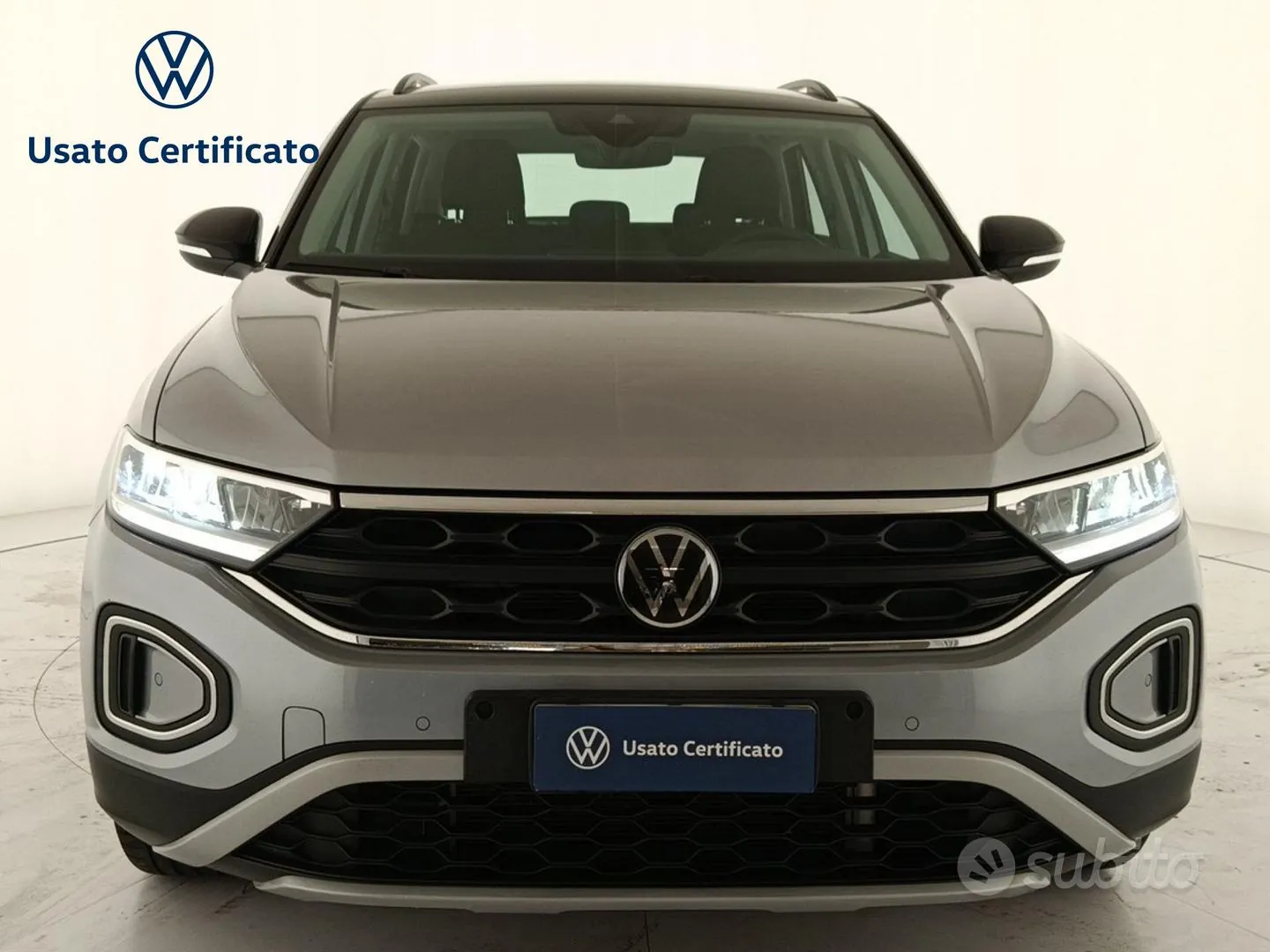 Volkswagen T-Roc 2023 photo 2