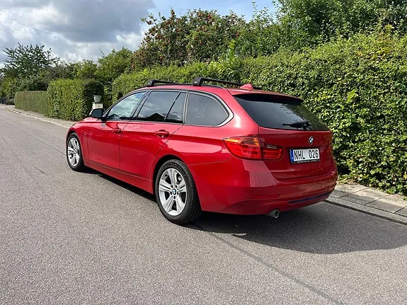 BMW 318D 2013 photo 4