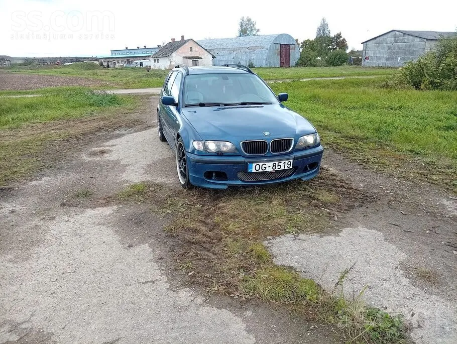 BMW 320 2002 photo 2