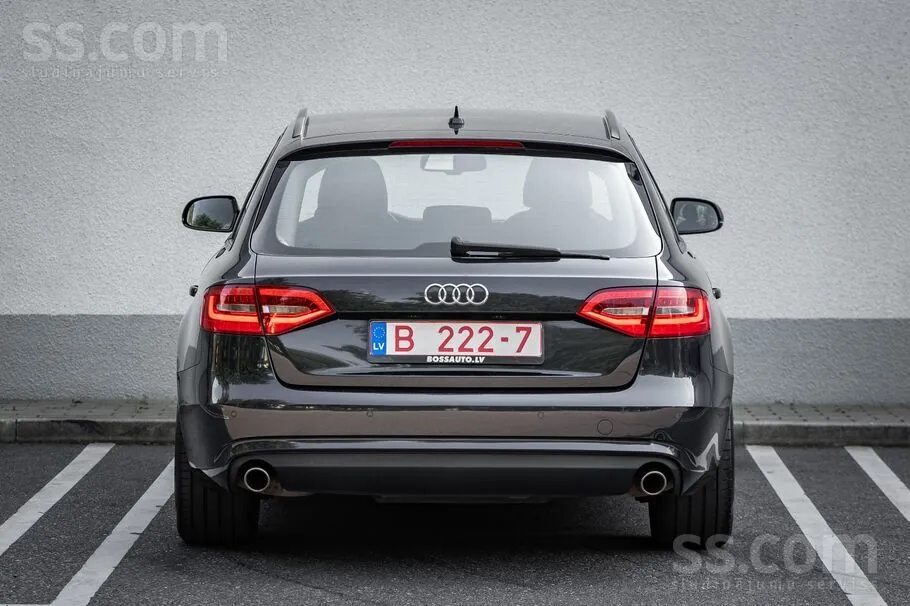 Audi A4 2012 photo 5