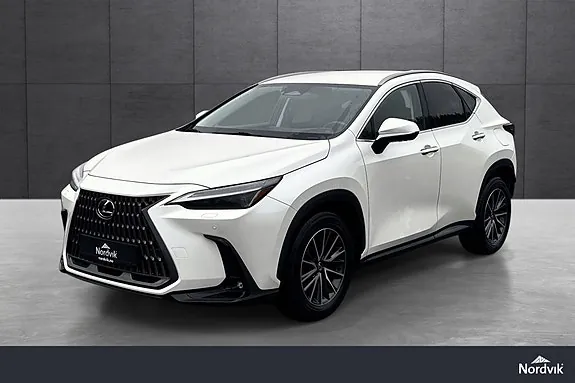 Lexus Nx450H+