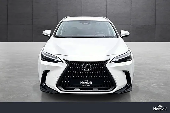 Lexus Nx450H+ 2024 photo 2