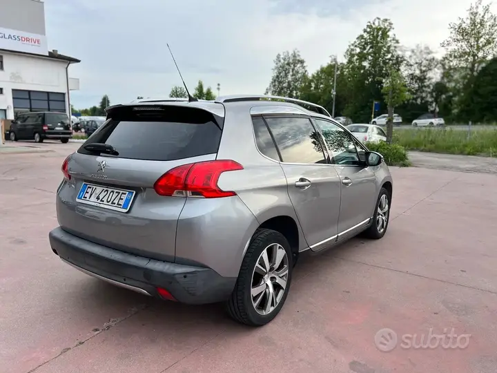 Peugeot 2008 2014 photo 4