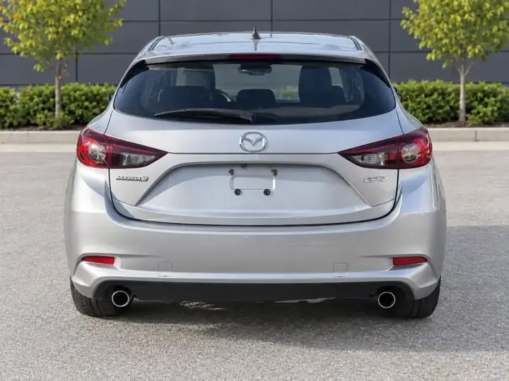 Mazda Mazda3 2018 photo 5