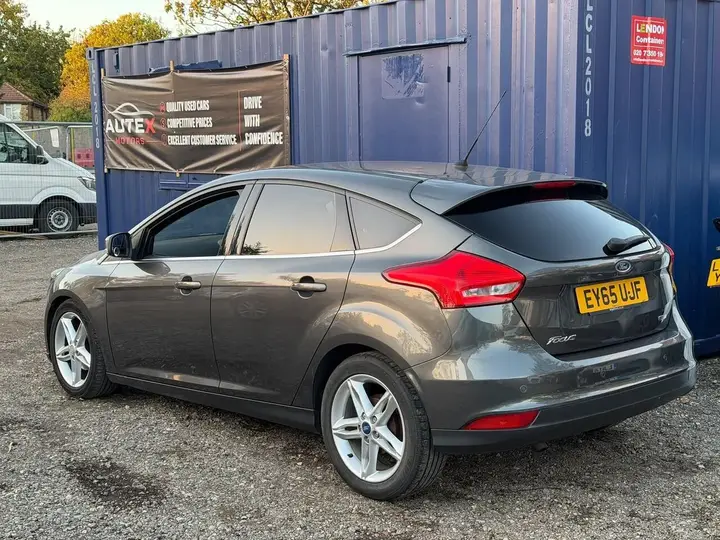 Ford Focus 2015 photo 4