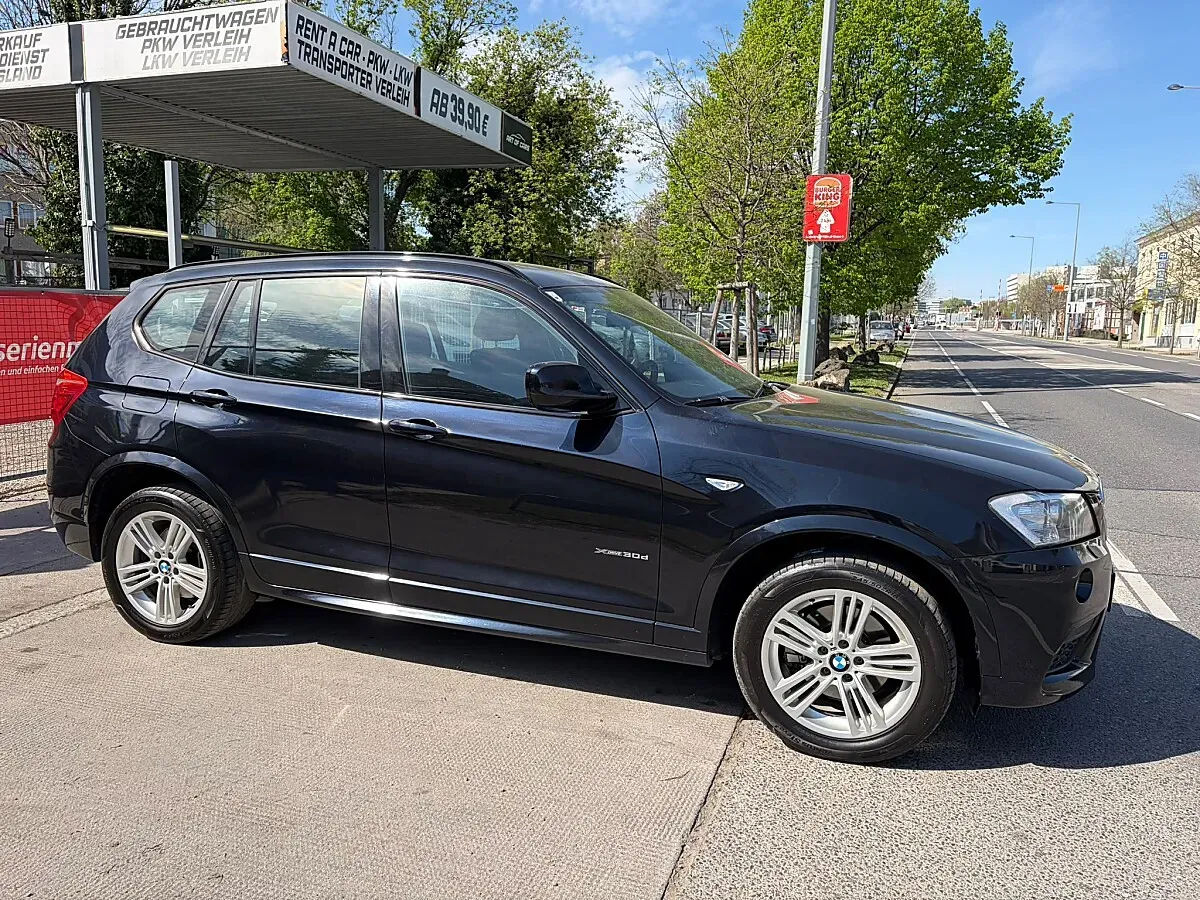 BMW X3 2013 photo 2
