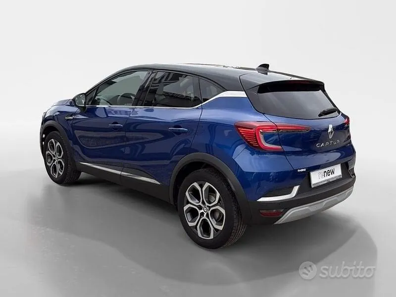 Renault Captur 2023 photo 3