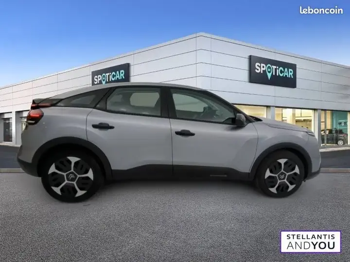 Citroen C4 2023 photo 4
